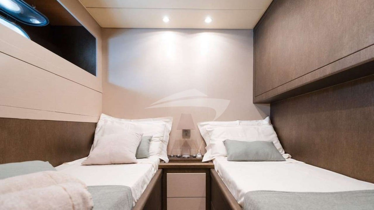 Twin cabin