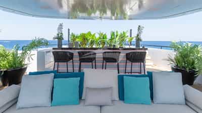 Sun Deck Bar