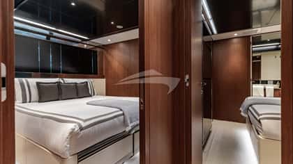 HANNA 29m motor yacht charter, photo 13