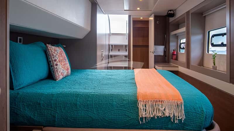 ESCAPADE 17m sailing yacht charter, photo 6