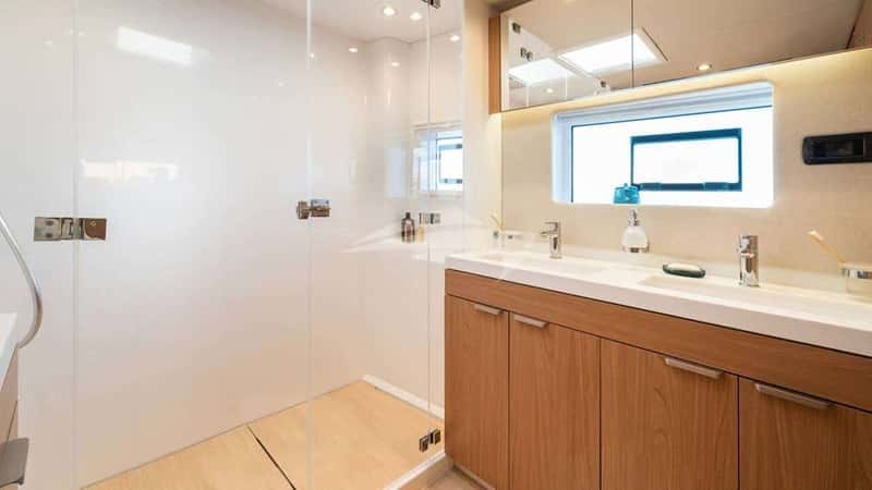 BALI KAI 18m sailing yacht charter, photo 8