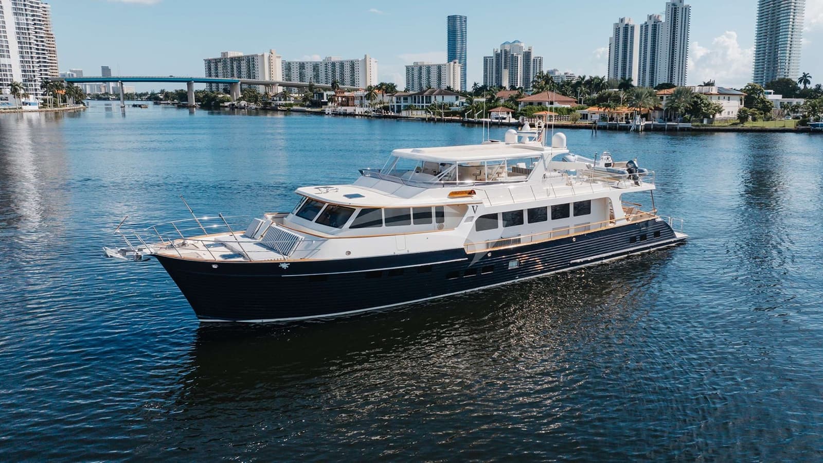 VIRGINIA SEA, photo from the yacht portfolio 18