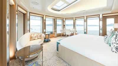 VIP Cabin