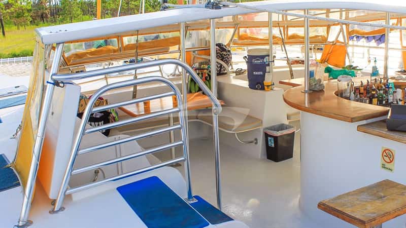 PRIVATEER 16m sailing yacht charter, photo 9