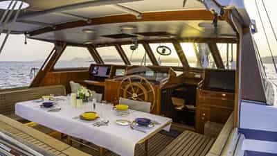 Deck Dining