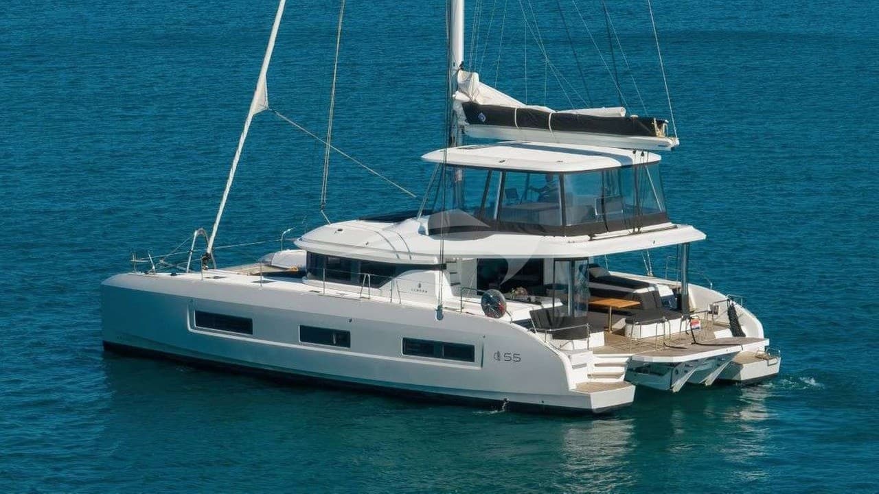 CHAMPAGNE PLEASE, photo from the yacht portfolio 17