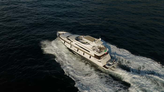 OCEAN DELTA 11 27m motor yacht charter, photo 4