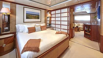 AZUL V 48m motor yacht charter, photo 8