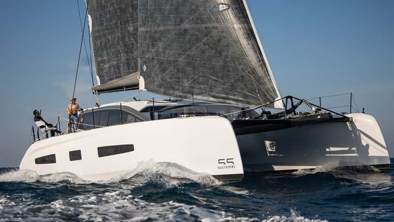 IZENAH 5 17m sailing yacht charter, photo 5