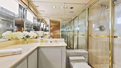 MISS EMILY 27m motor yacht charter, photo 7