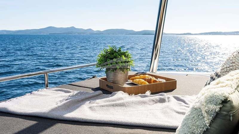 BLACK CAVIAR 17m sailing yacht charter, photo 10