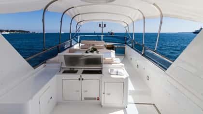 MISS CANDY 30m motor yacht charter, photo 6
