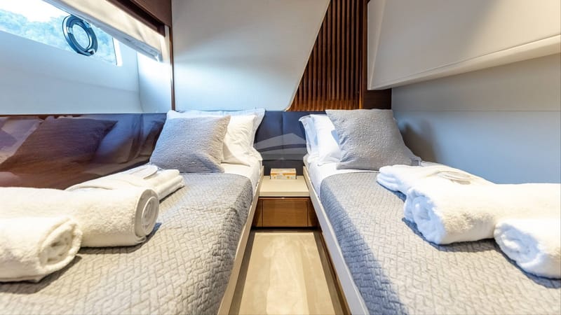 Twin Cabin