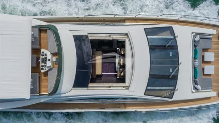 SCARLET 31m motor yacht charter, photo 2