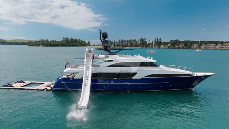 SERENO 35m motor yacht charter, photo 4