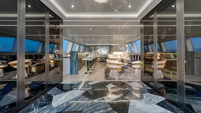 Saloon & Bar