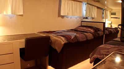 Twin Cabin