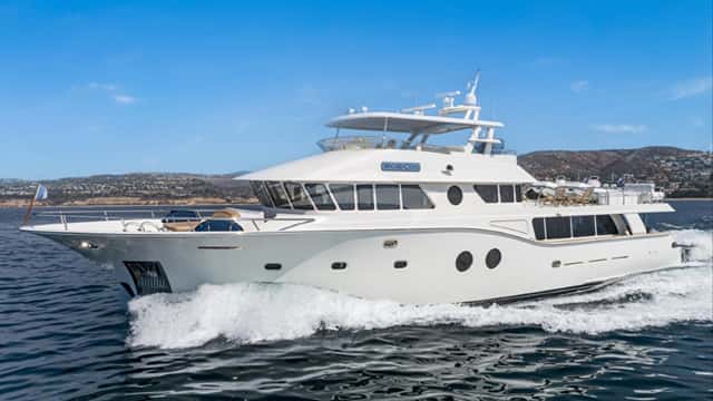 SERENITY NOW yacht charter photo 2