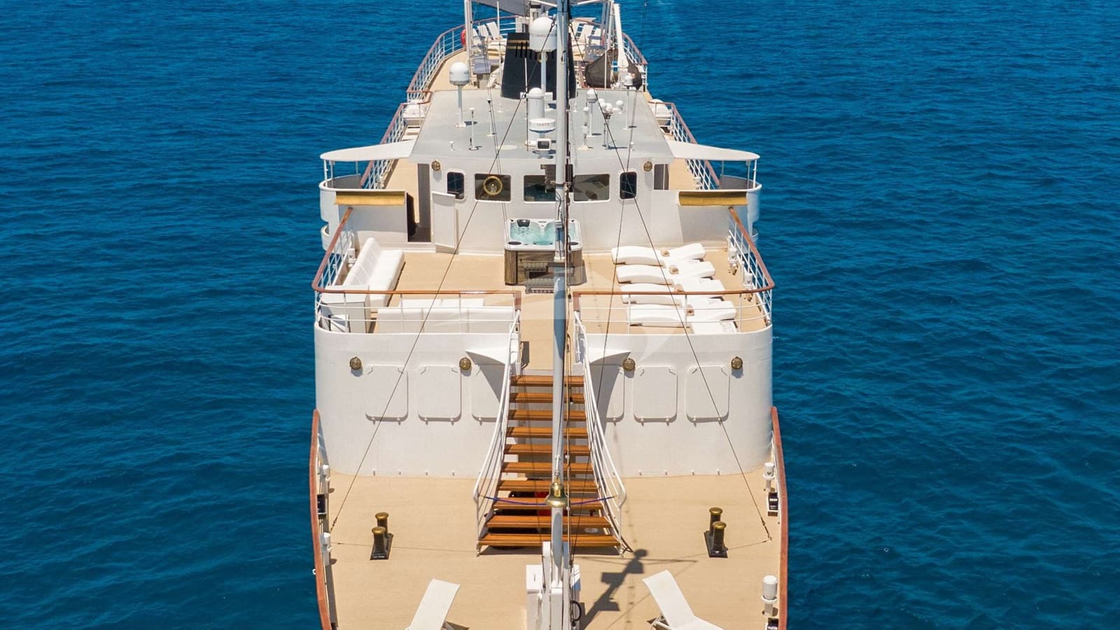 HARMONY II, Aufnahme aus dem Yachtportfolio 13