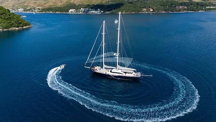 UBI BENE 44m sailing yacht charter, photo 3