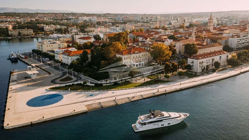 INSIEME 32m motor yacht charter, photo 8