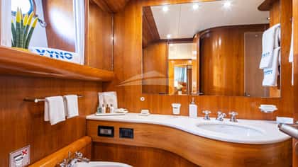 VYNO 27m motor yacht charter, photo 11