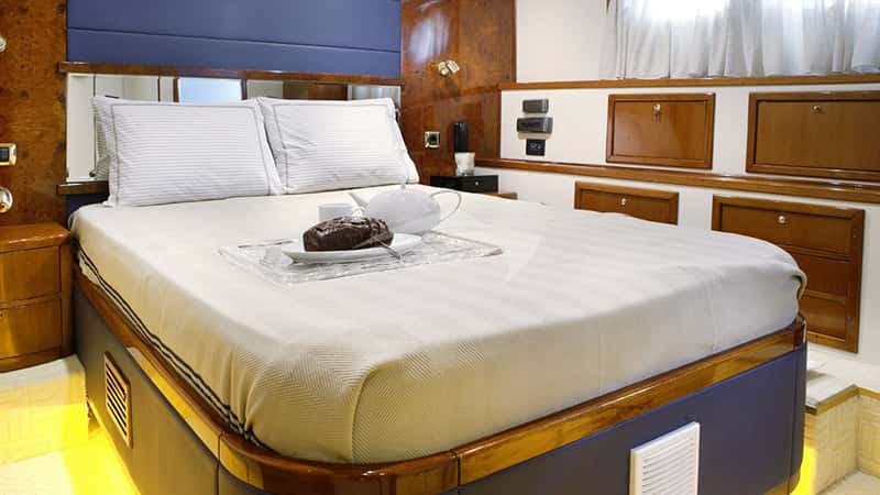 DREAM B 30m motor yacht charter, photo 4