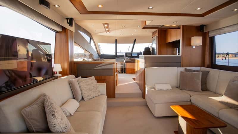 LUMA 21m motor yacht charter, photo 10