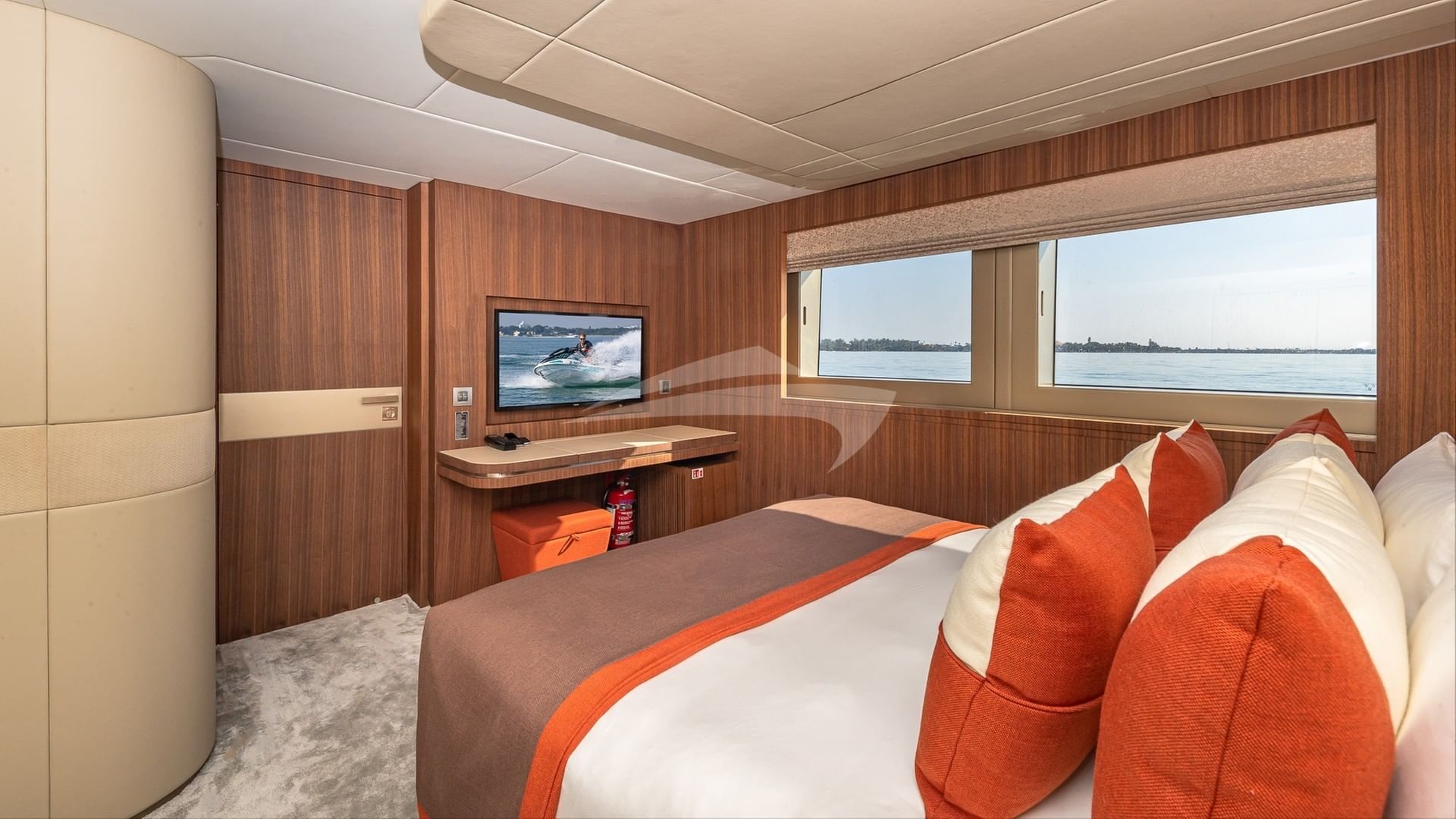 RISING DAWN Double Cabin