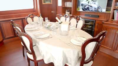 Formal Dining
