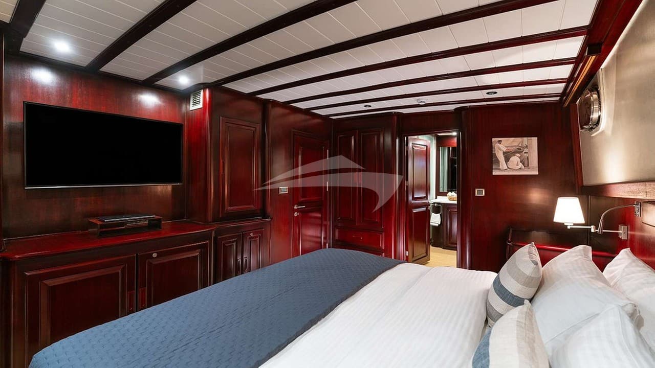 ALWAYS SMILE, photo from the yacht portfolio 7