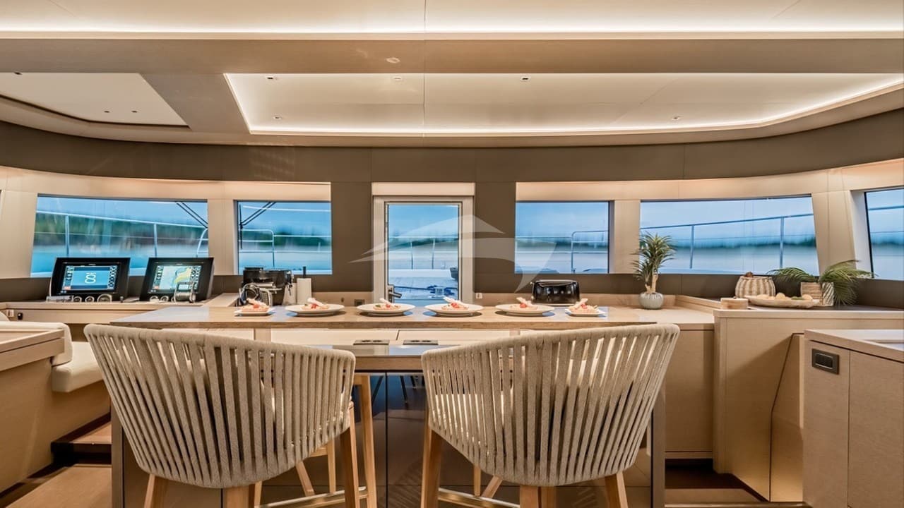 FRENCHWEST, Aufnahme aus dem Yachtportfolio 24