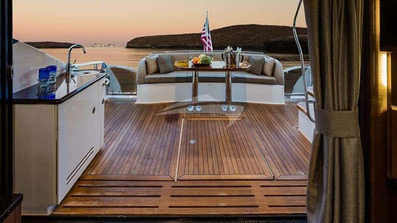 MISS UNDERSTOOD 20m motor yacht charter, photo 3