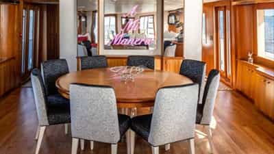 MAIN DECK DINING
