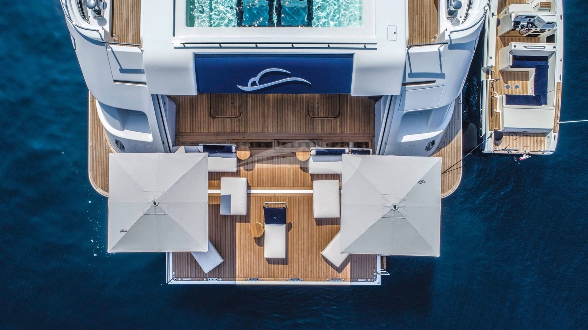 Stern and Swim Platform