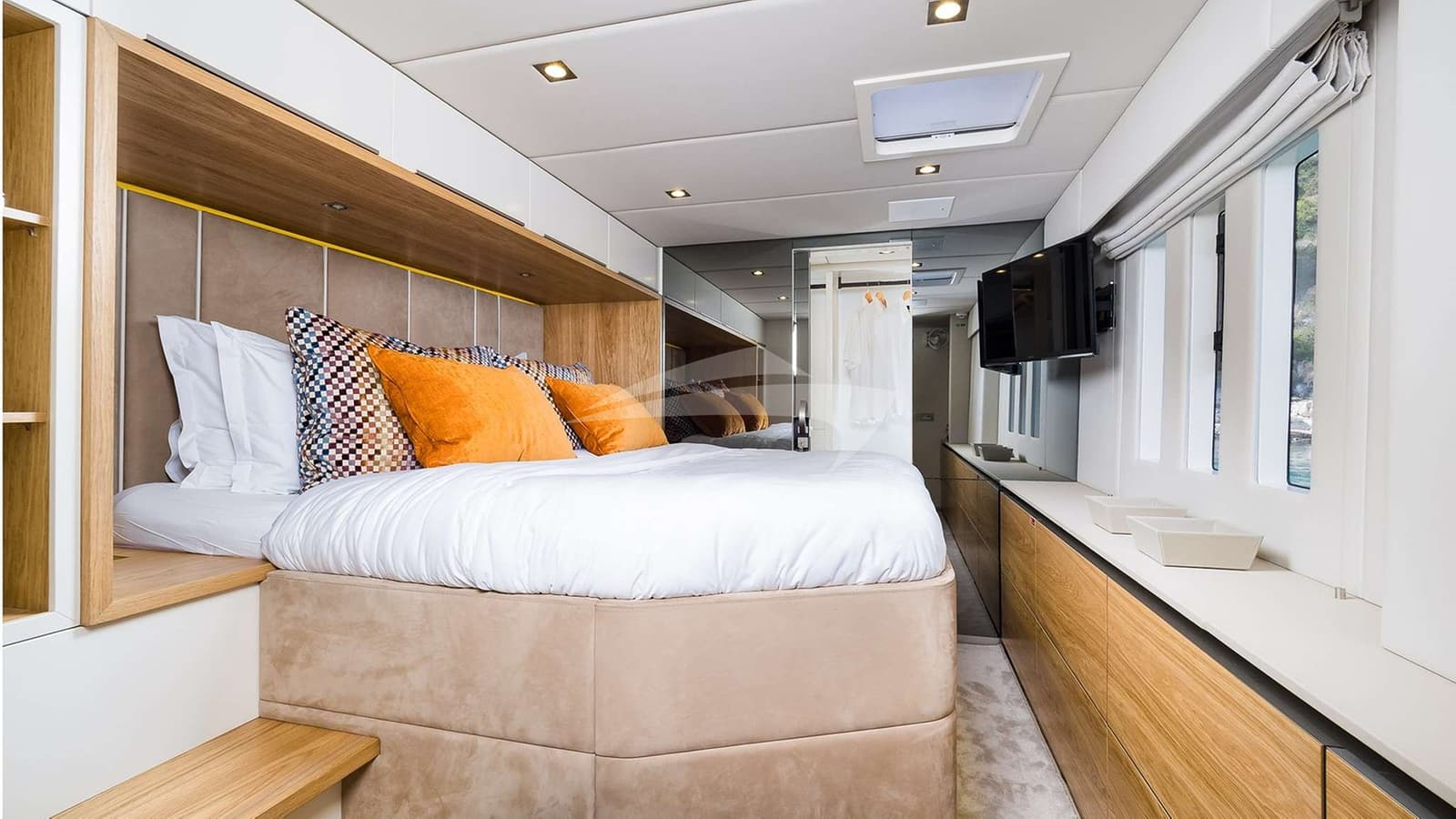 VULPINO, Aufnahme aus dem Yachtportfolio 4