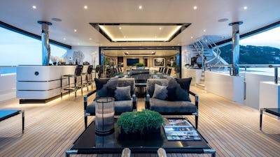 Motor Yacht TRIUMPH deck