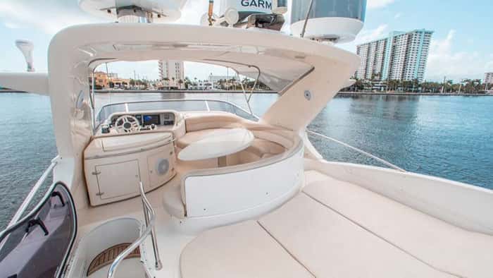 THALES 17m motor yacht charter, photo 4
