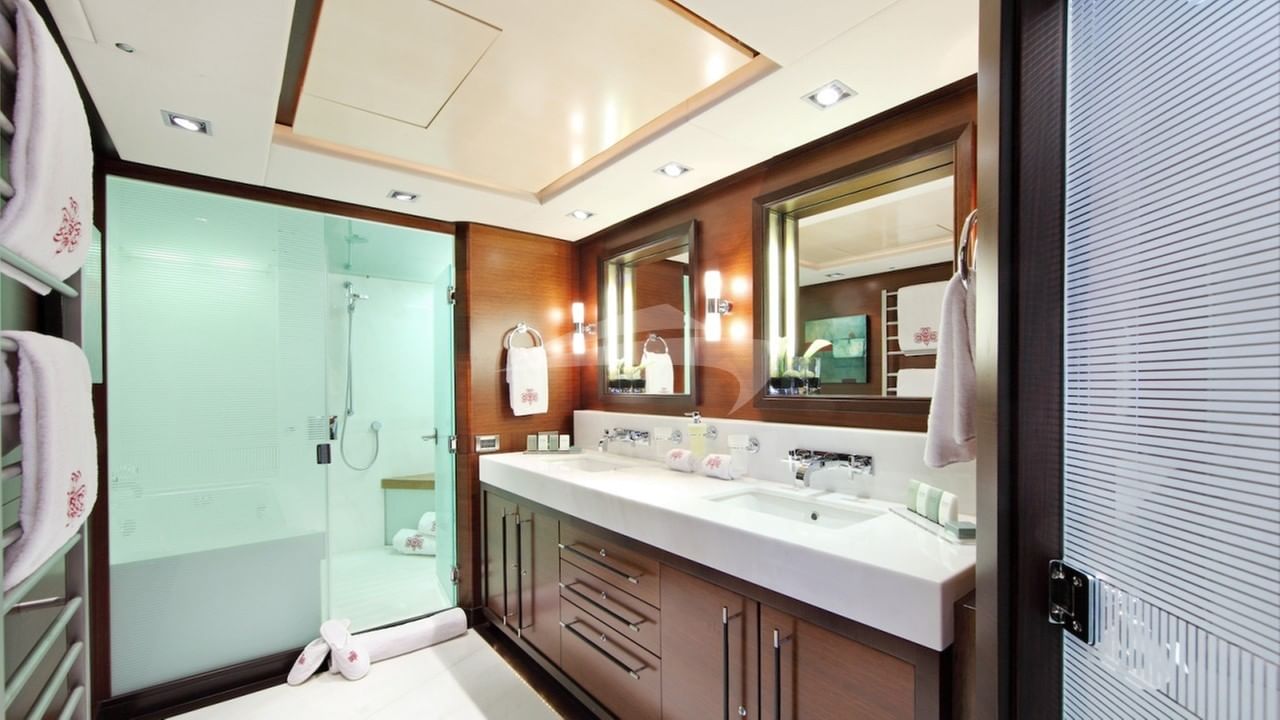 Master stateroom en suite with bath and shower