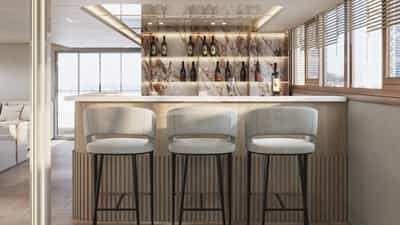 Salon Bar - Main deck