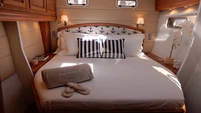 Aft Starboard King Master Cabin