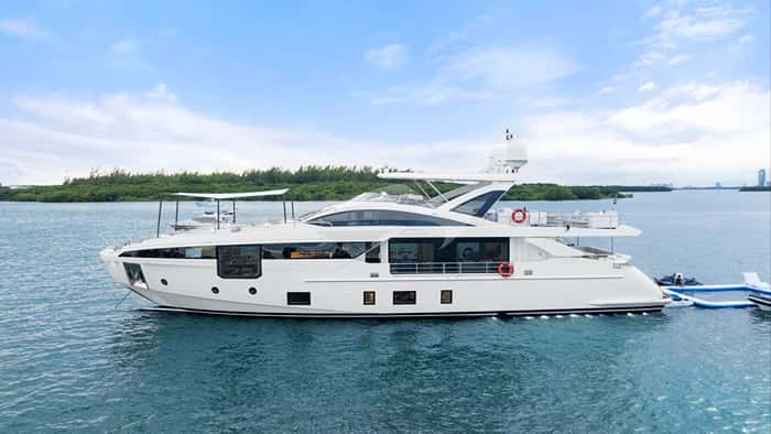 FREEDOME 32m motor yacht charter, photo 2