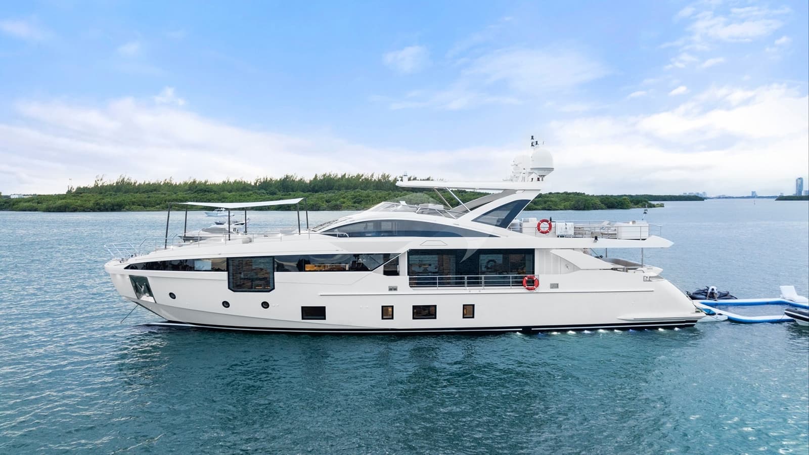 FREEDOME, photo from the yacht portfolio 1