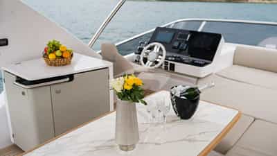 Flybridge