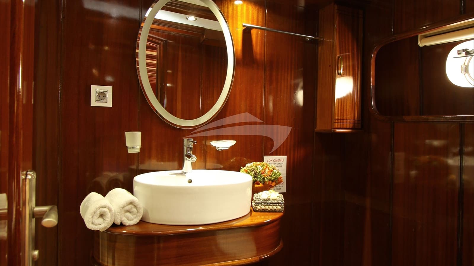 DEAR LILA, photo from the yacht portfolio 16