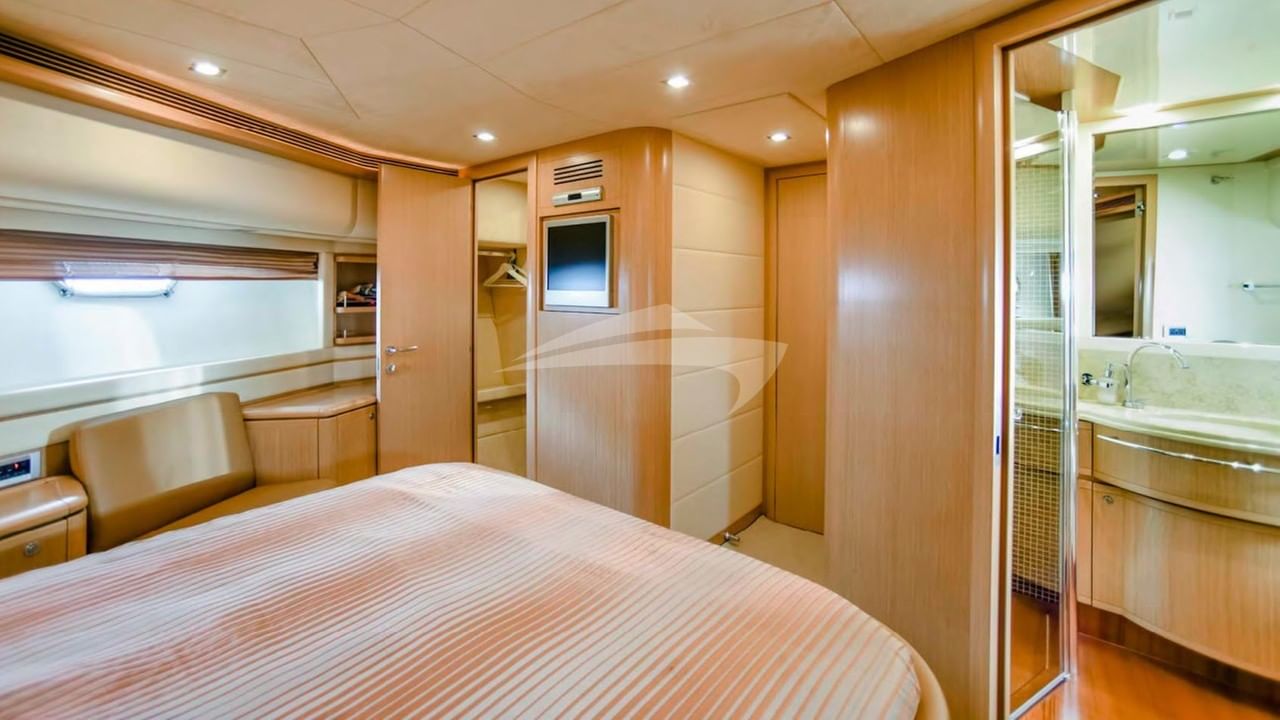 Guest Cabin and Bathroom