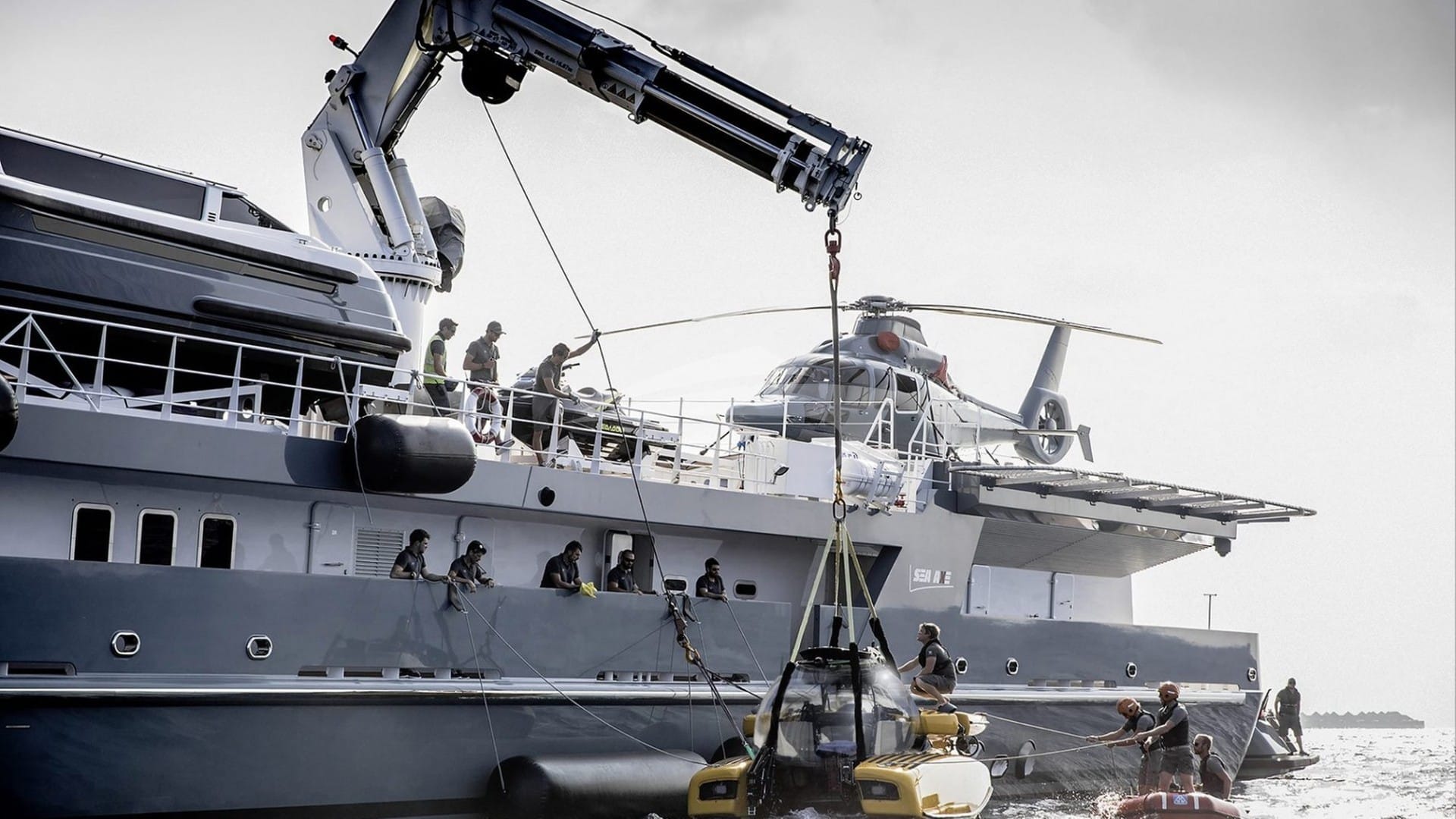 Preparing the submersible