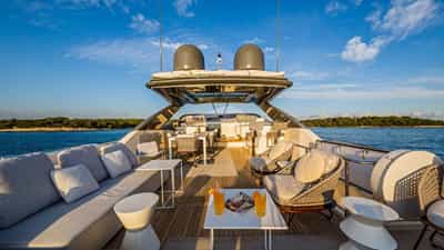 Deck Dining