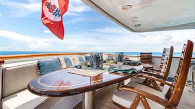 Main Deck Dining