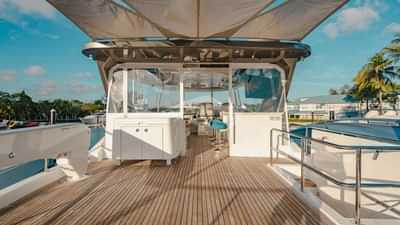 Flybridge Looking Forward